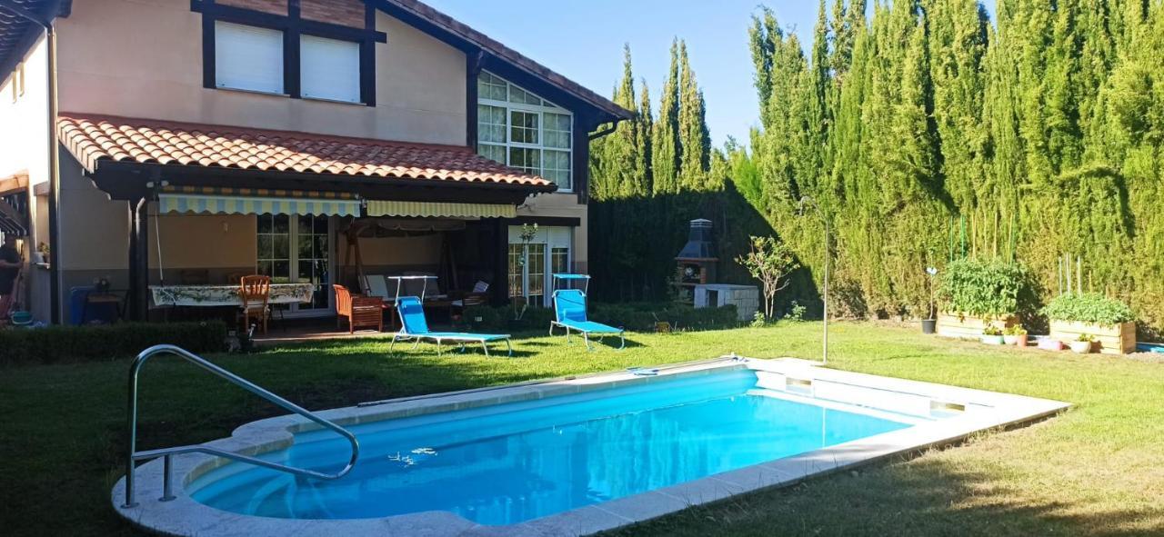Vivienda El Olivo Con Piscina Privada Y Jardin. Villa Ayegui Kültér fotó